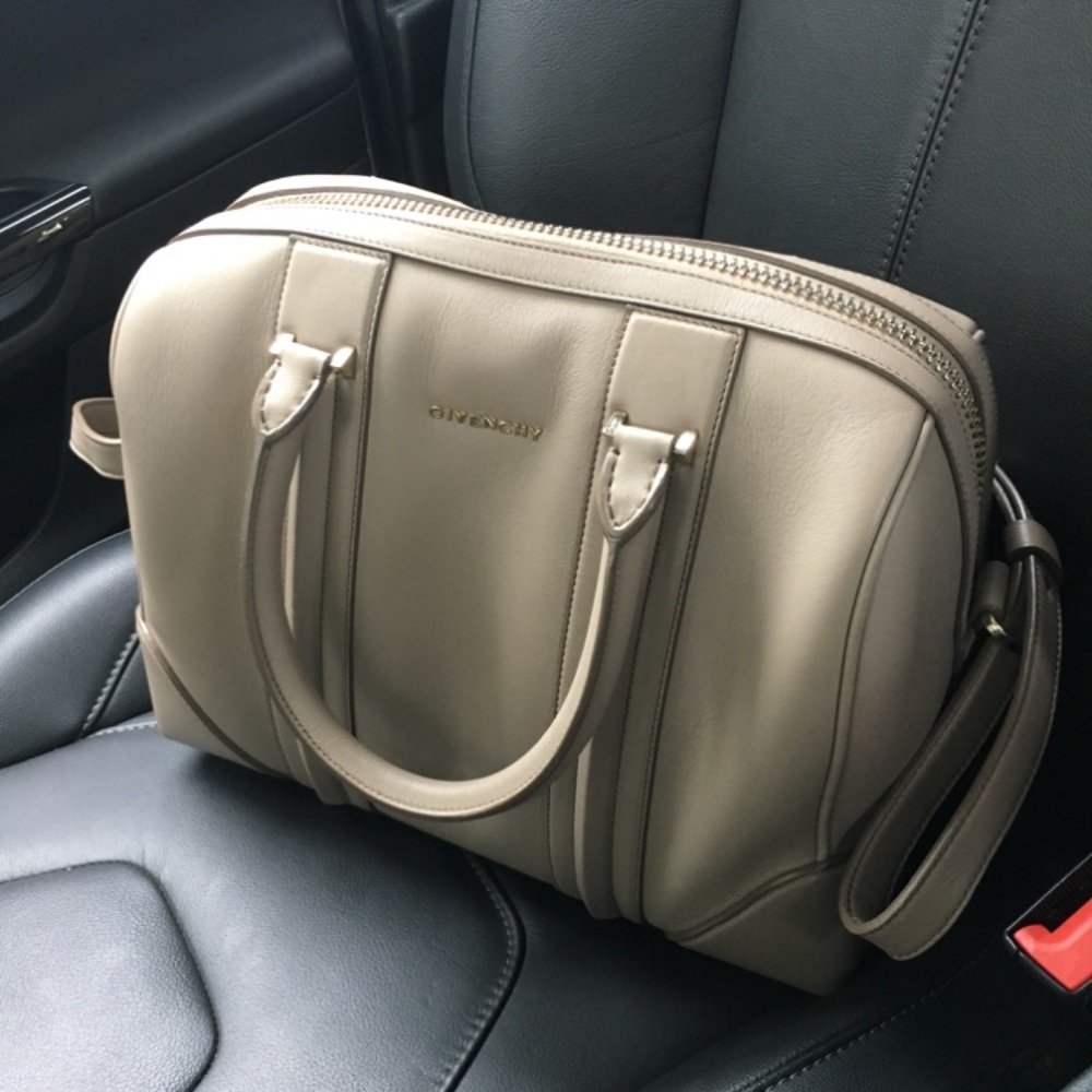 Givenchy Lucrezia Medium